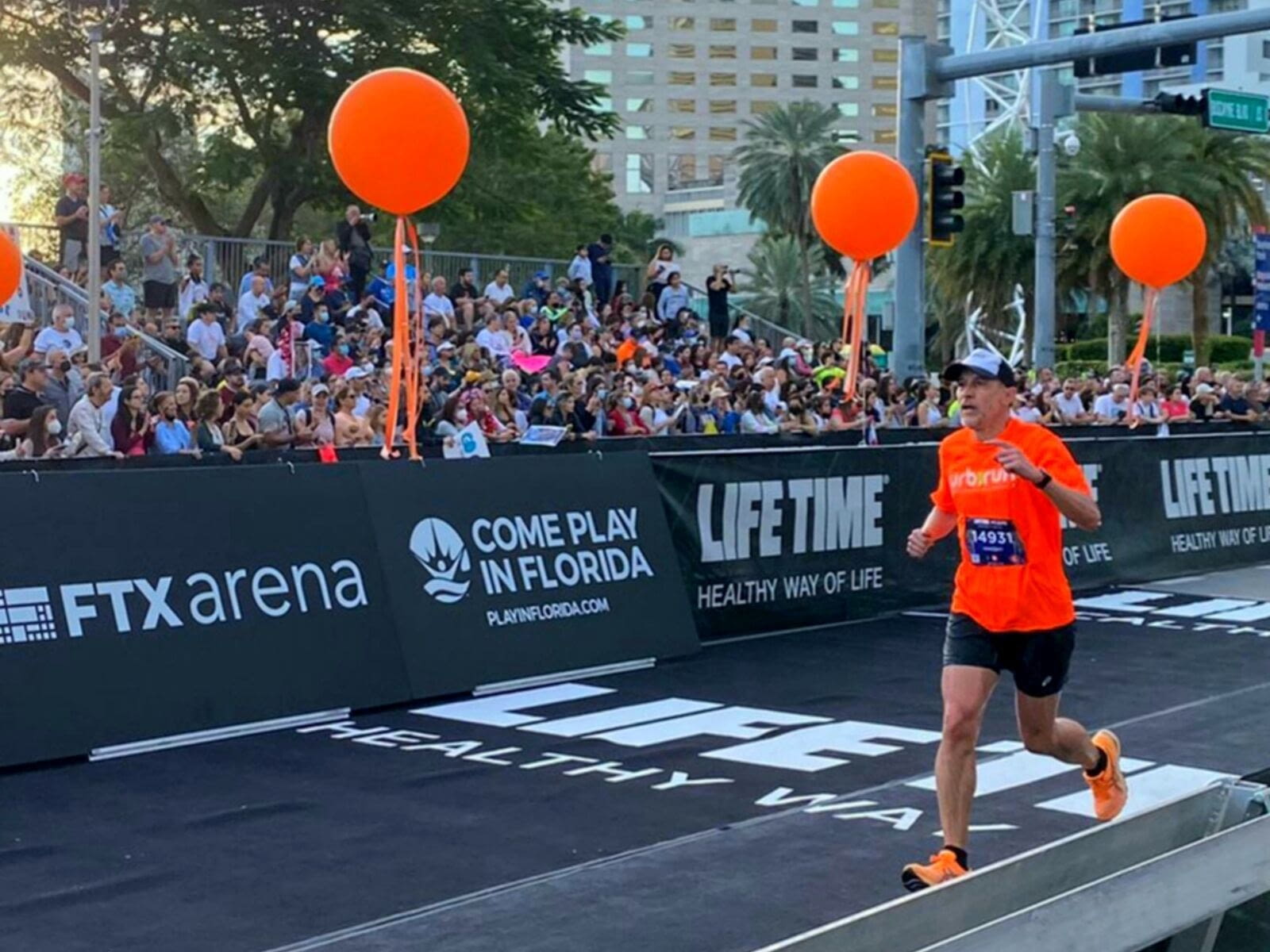 Pourquoi &agrave; cause d&#39;un test covid positif en novembre,&nbsp; j&#39;ai couru le semi-marathon de Miami en f&eacute;vrier, fait un caca de la peur presque en mode NBA, et bu une bi&egrave;re &agrave;…