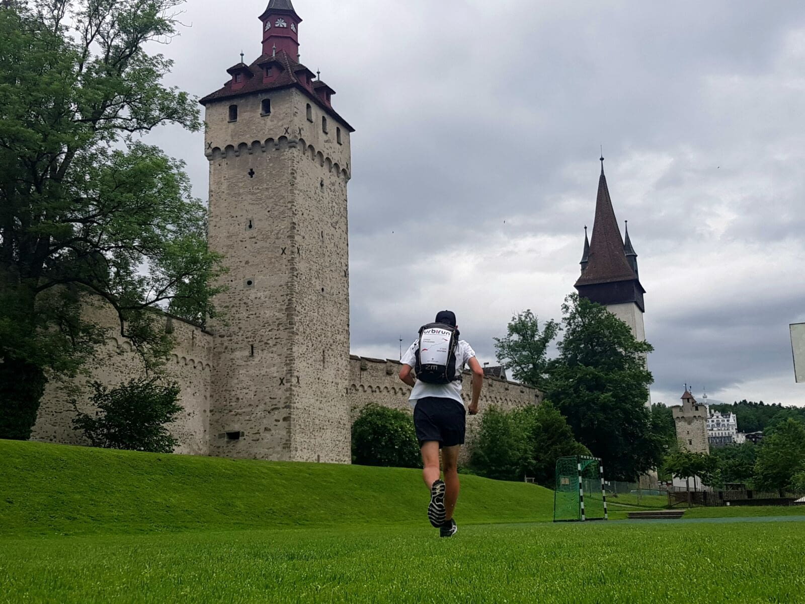 Stage 6 - Luzern-Wolhusen - 23.45km (total 185km) / 524D+ (4&#39;641m) - 11 bridges (48) - stone in shoe 0 (3).    The one where I ran on ramparts and listened to alpine horn under a bridge...      All you…